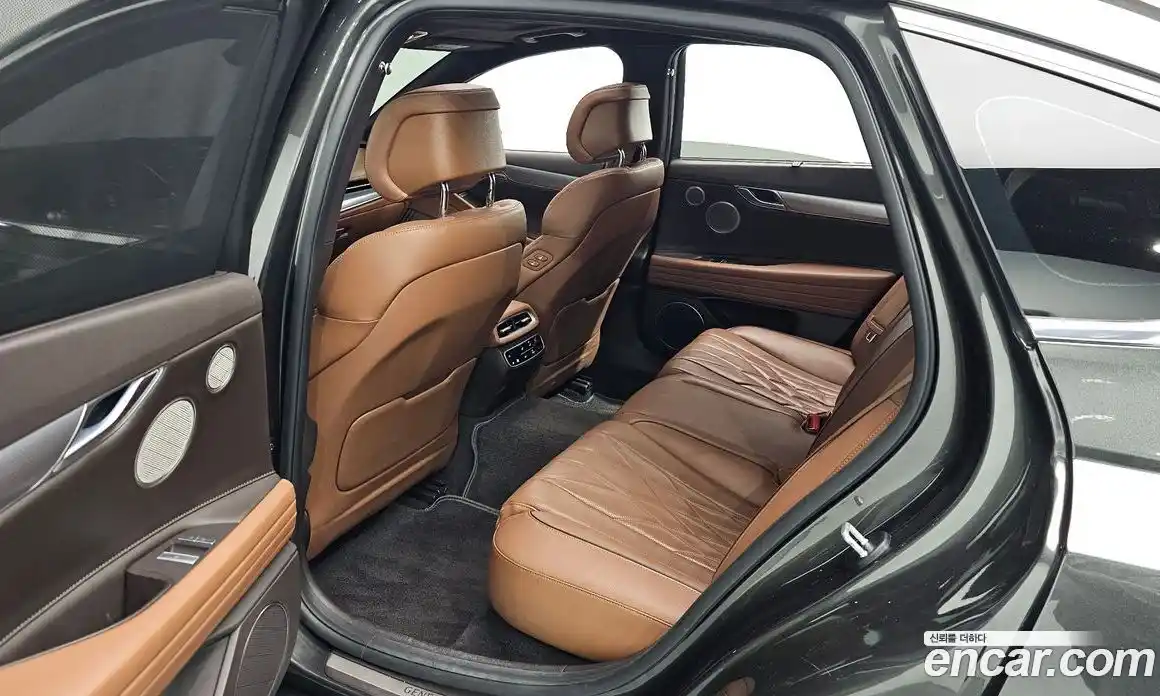 Genesis G80 2023 2.5 Автомат в Москве № 26541, фото 9