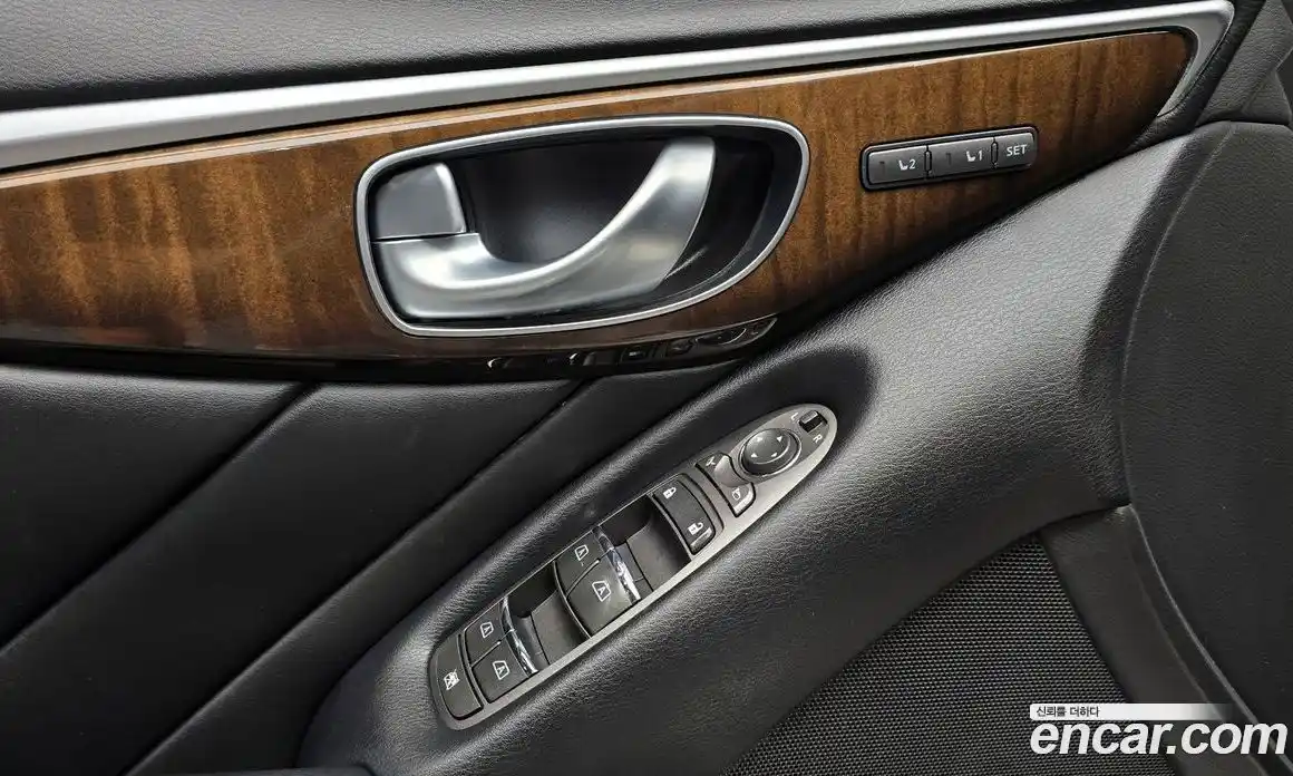 Infiniti Q50 2014 2.1 Автомат в Москве № 267249, фото 5