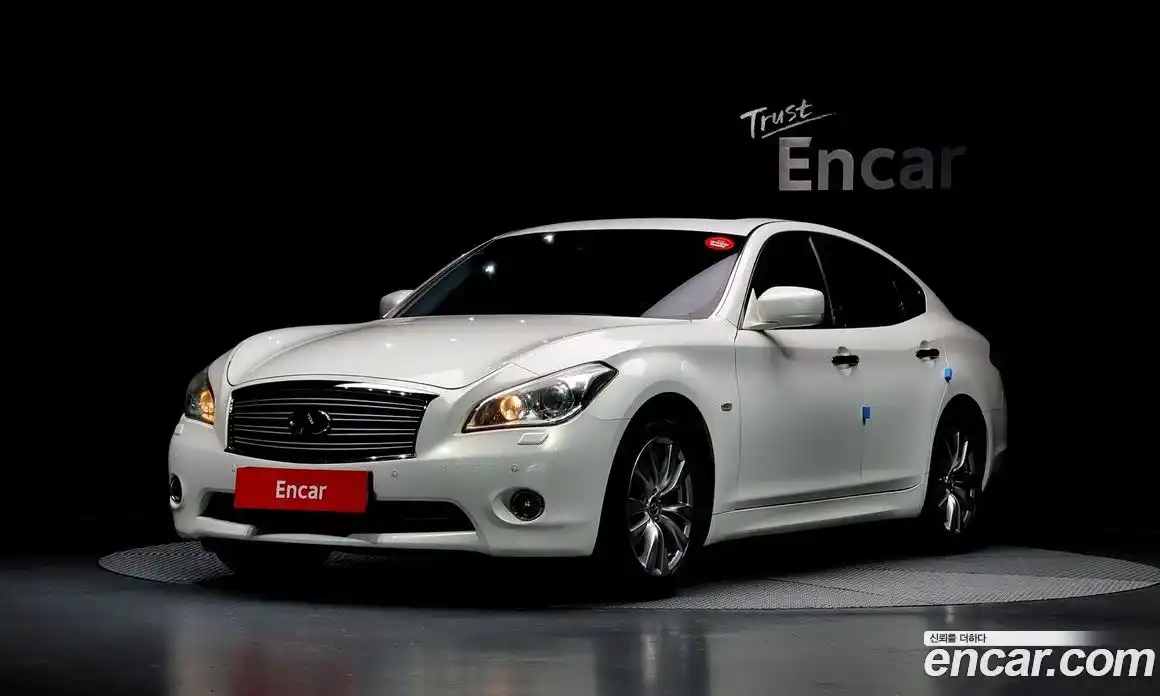 Infiniti M 2012 3.7 Автомат в Москве № 268404, фото 17