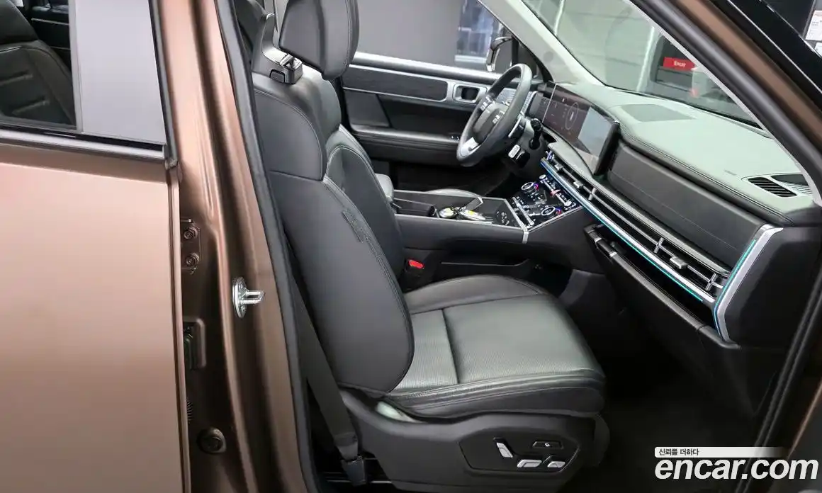 Hyundai Santa Fe 2024 2.5 Автомат в Москве № 281647, фото 16