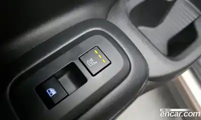 Hyundai Santa Fe 2024 2.5 Автомат в Москве № 281647, миниатюра 3