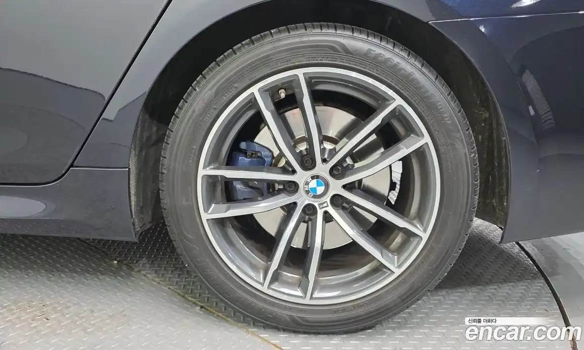 BMW 5-Series 2021 2.0 Автомат в Москве № 282658, фото 17