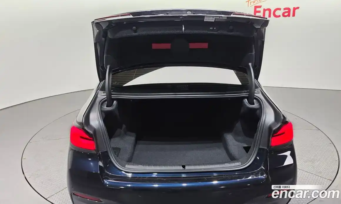 BMW 5-Series 2021 2.0 Автомат в Москве № 282658, фото 3