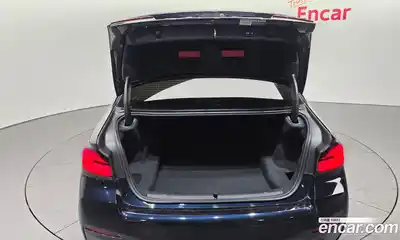 BMW 5-Series 2021 2.0 Автомат в Москве № 282658, миниатюра 3