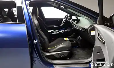 Kia EV6 2025 0.1 Автомат в Москве № 284801, миниатюра 11