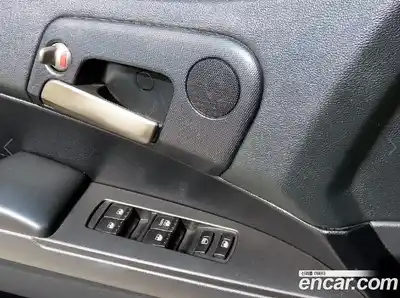 SsangYong Korando 2014 2.0 Автомат в Москве № 291850, миниатюра 11