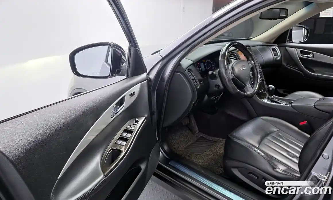 Infiniti EX 2012 3.5 Автомат в Москве № 295923, фото 18