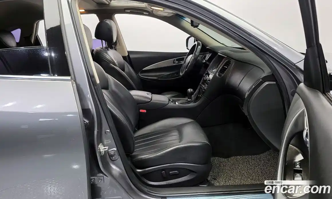 Infiniti EX 2012 3.5 Автомат в Москве № 295923, фото 20