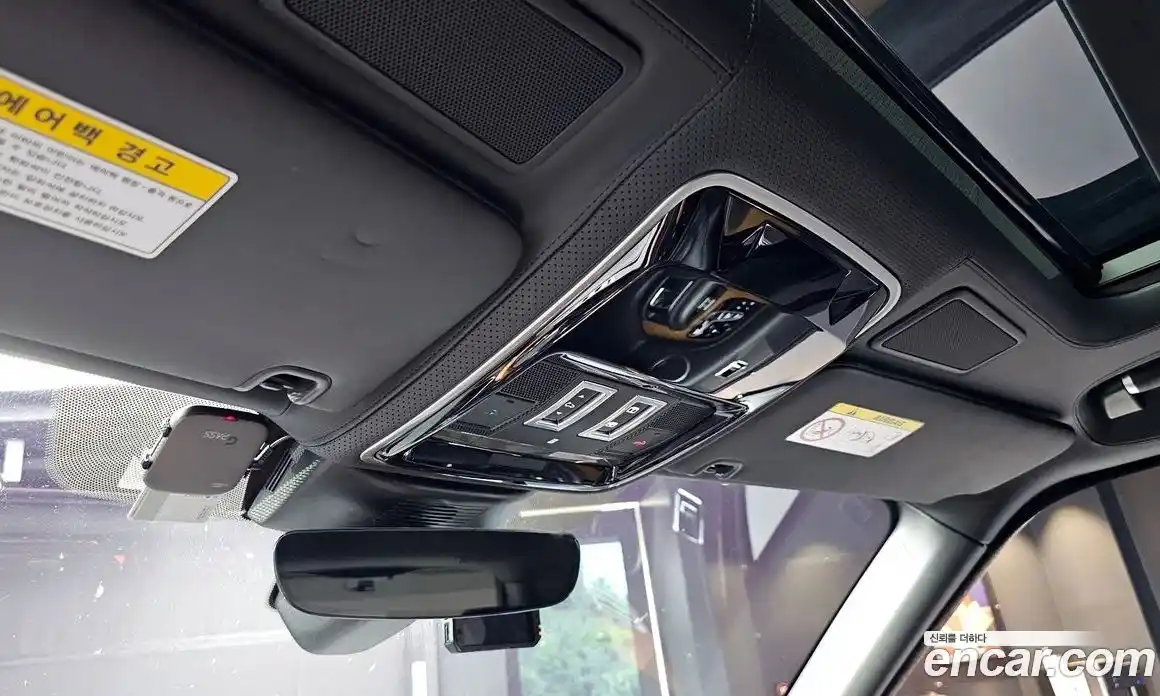 Land Rover Range-Rover 2018 5.0 Автомат в Москве № 298214, фото 15