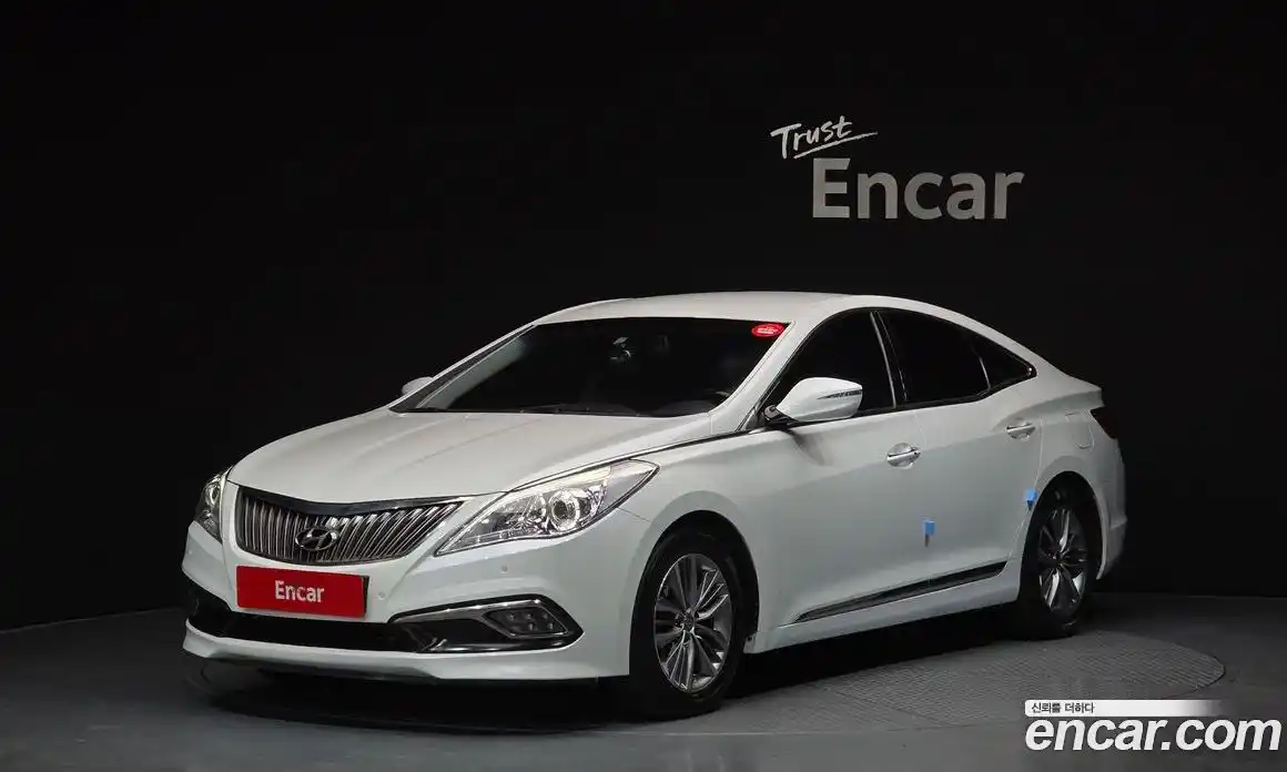 Hyundai Grandeur 2016 2.4 Автомат в Москве № 303653, фото 13