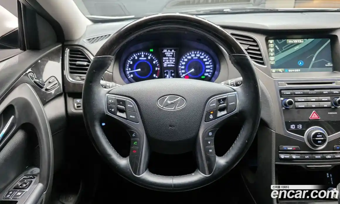 Hyundai Grandeur 2016 2.4 Автомат в Москве № 303653, фото 18