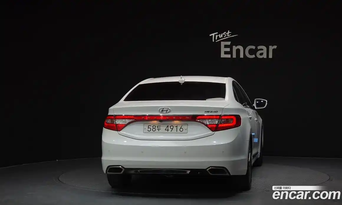 Hyundai Grandeur 2016 2.4 Автомат в Москве № 303653, фото 4