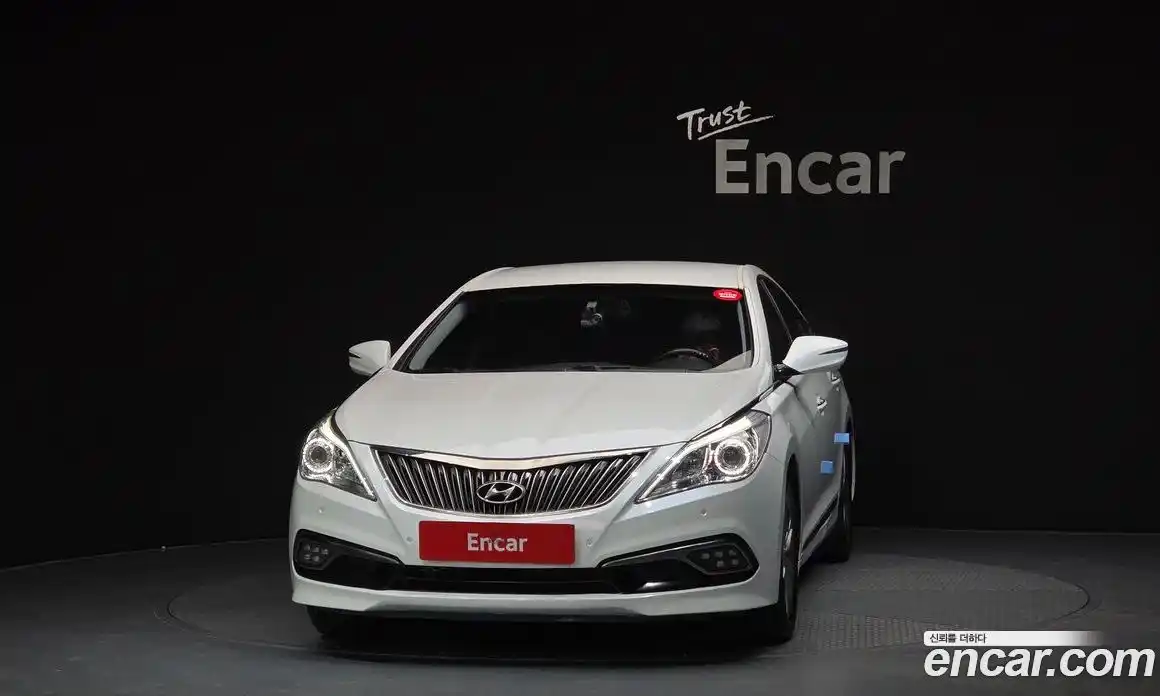 Hyundai Grandeur 2016 2.4 Автомат в Москве № 303653, фото 7