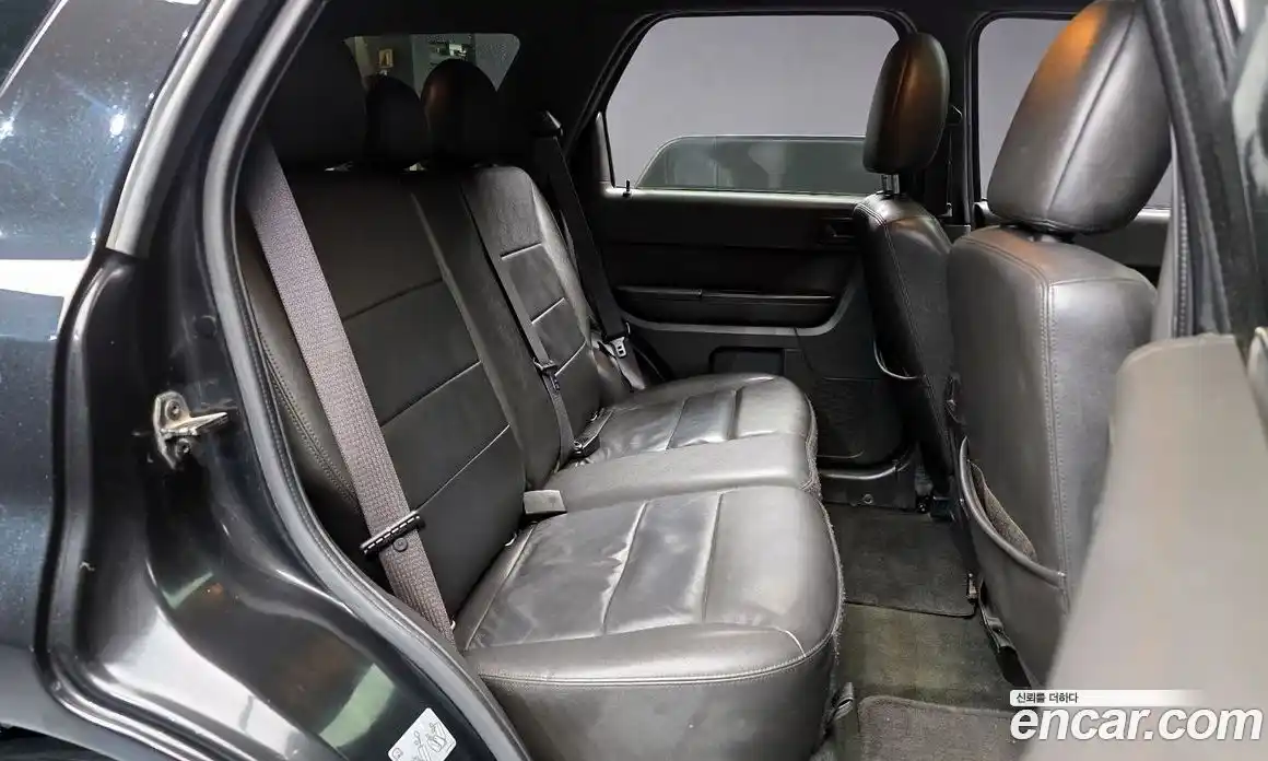 Ford Escape 2011 2.5 Автомат в Москве № 303714, фото 11