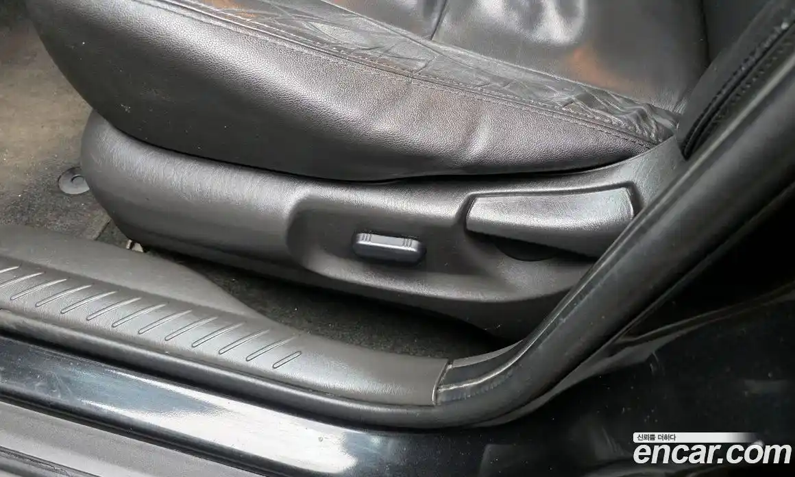 Ford Escape 2011 2.5 Автомат в Москве № 303714, фото 16