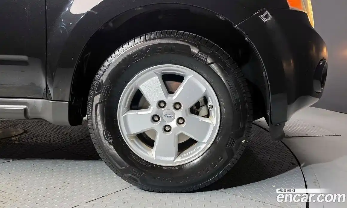 Ford Escape 2011 2.5 Автомат в Москве № 303714, фото 5