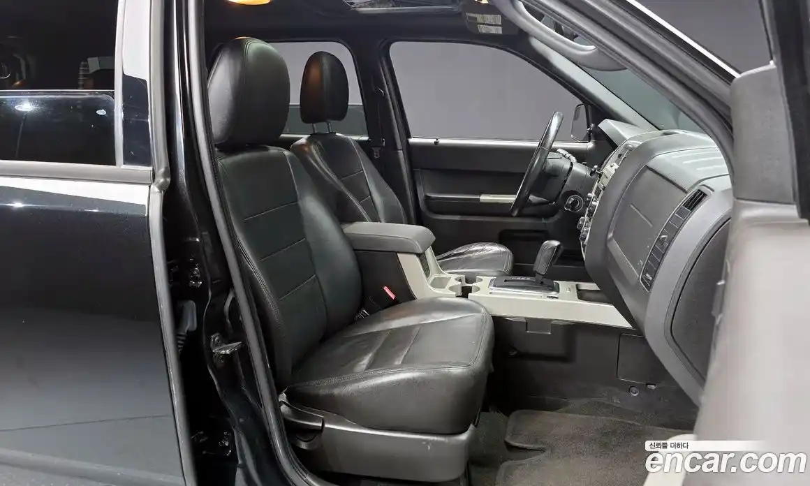 Ford Escape 2011 2.5 Автомат в Москве № 303714, фото 10