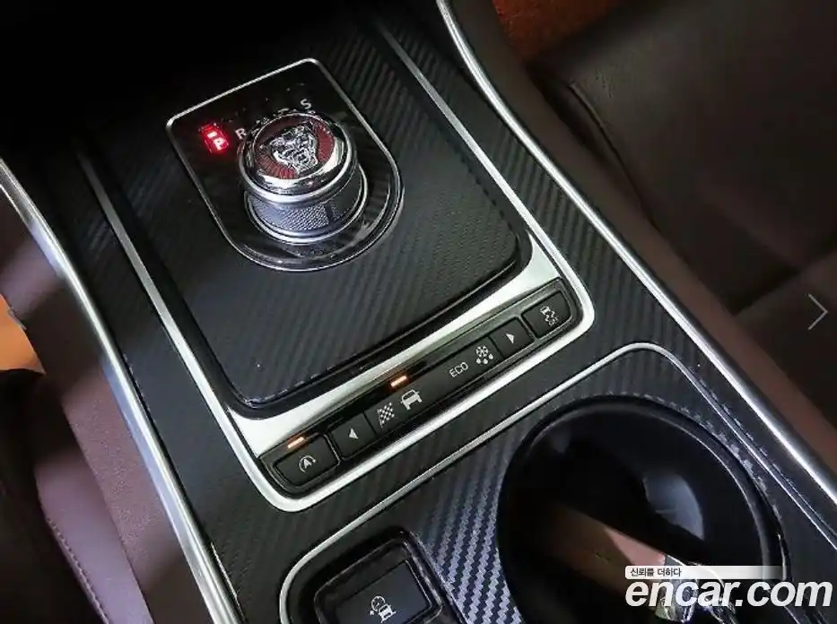 Jaguar XE 2016 2.0 Автомат в Москве № 305203, фото 12