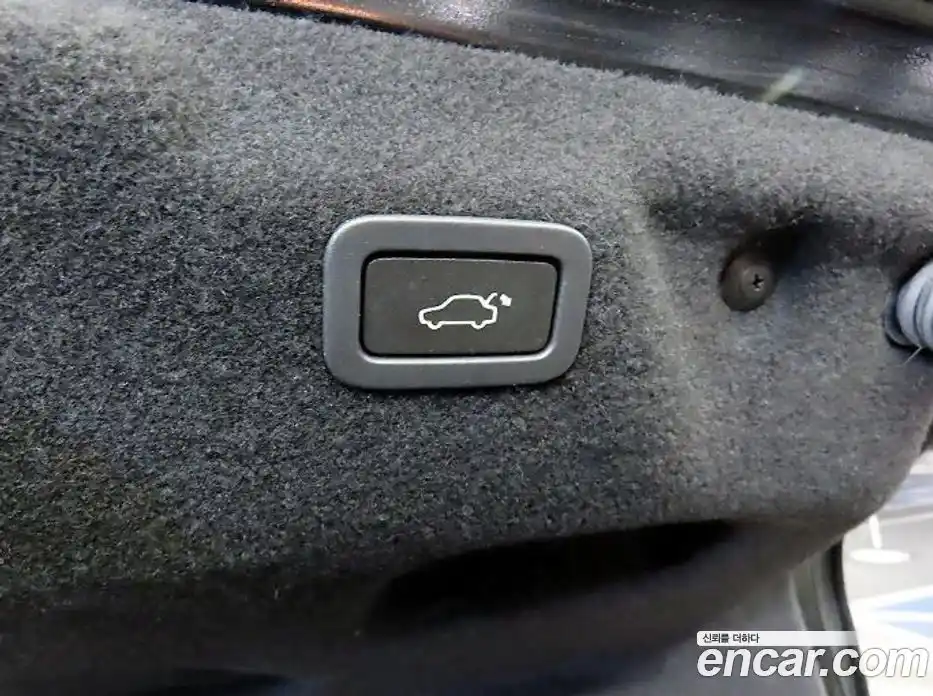 Jaguar XE 2016 2.0 Автомат в Москве № 305203, фото 18