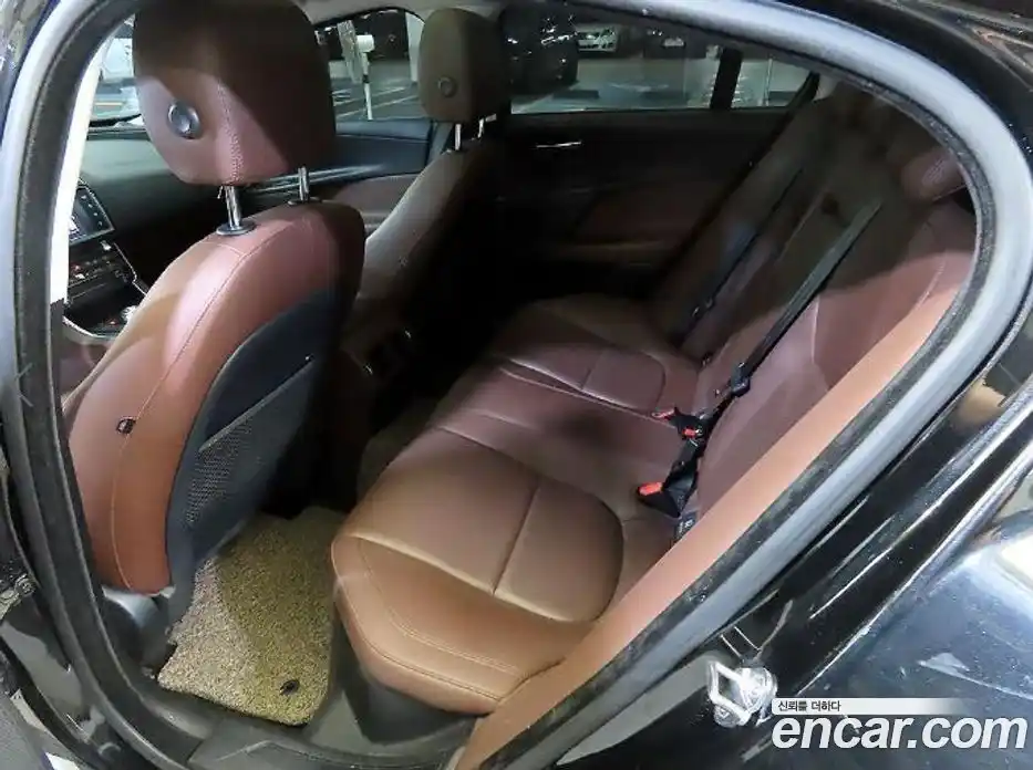 Jaguar XE 2016 2.0 Автомат в Москве № 305203, фото 7