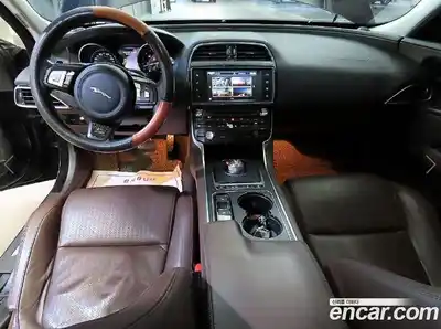 Jaguar XE 2016 2.0 Автомат в Москве № 305203, миниатюра 10