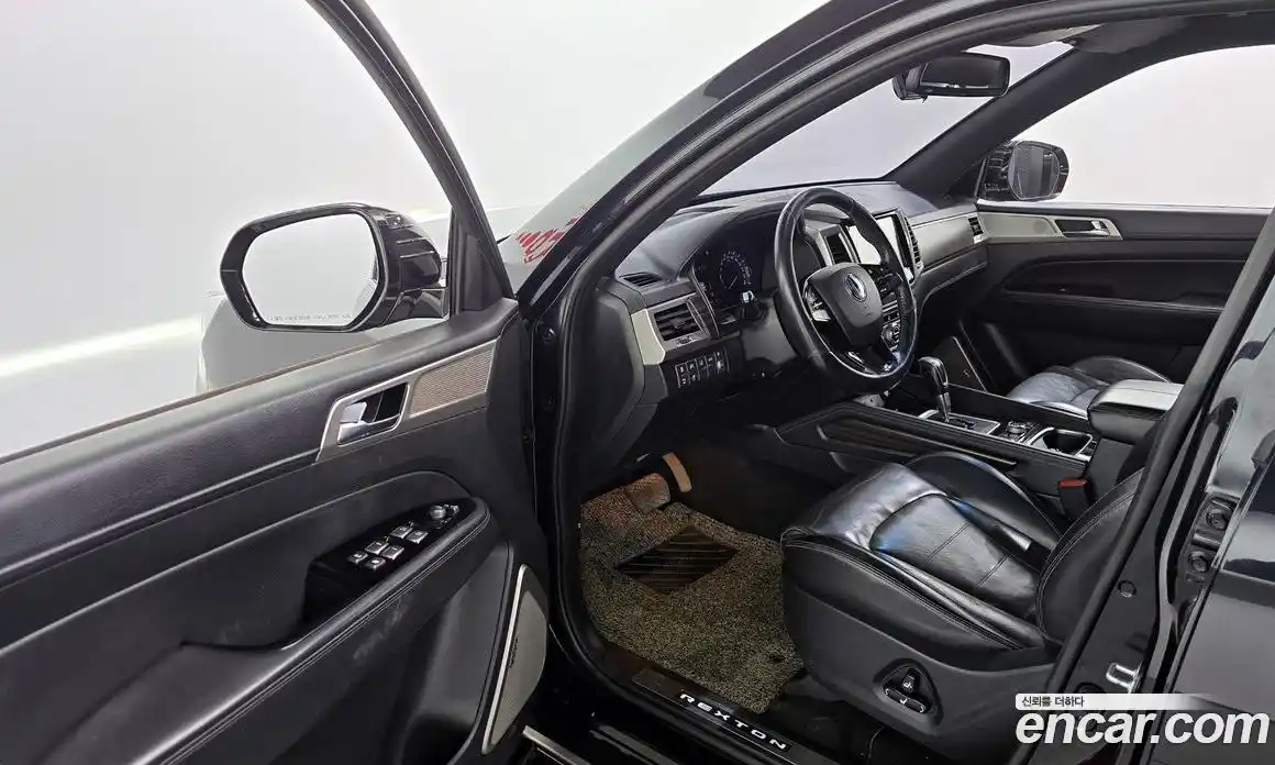 SsangYong Rexton 2018 2.2 Автомат в Москве № 31922, фото 14