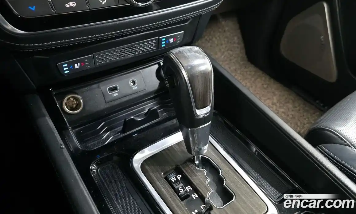 SsangYong Rexton 2018 2.2 Автомат в Москве № 31922, фото 19