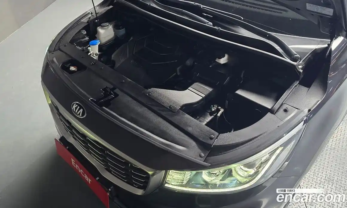 Kia Canival 2020 3.3 Автомат в Москве № 321252, фото 6