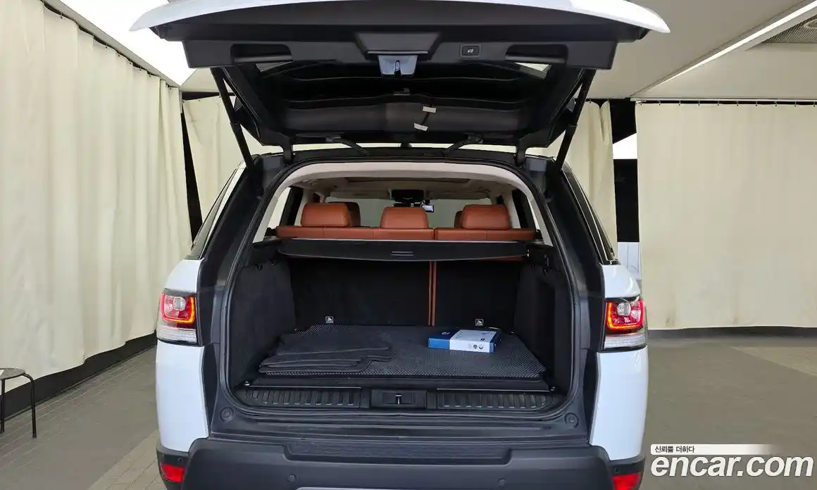 Land Rover Range-Rover Sport 2017 3.0 Автомат в Москве № 328388, фото 7