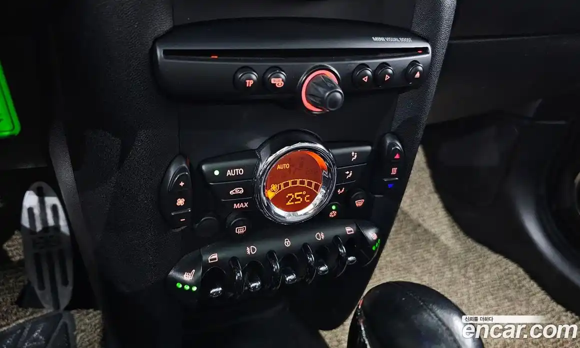 Mini Cooper 2012 1.6 Автомат в Москве № 329275, фото 14