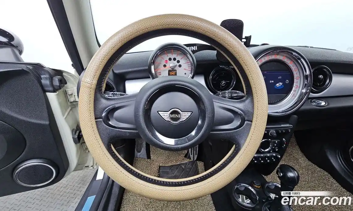 Mini Cooper 2012 1.6 Автомат в Москве № 329275, фото 3