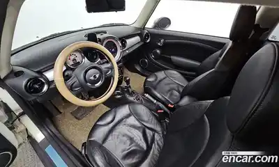 Mini Cooper 2012 1.6 Автомат в Москве № 329275, миниатюра 9