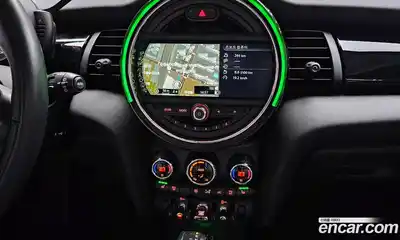 Mini Cooper 2016 1.5 Автомат в Москве № 329380, миниатюра 5