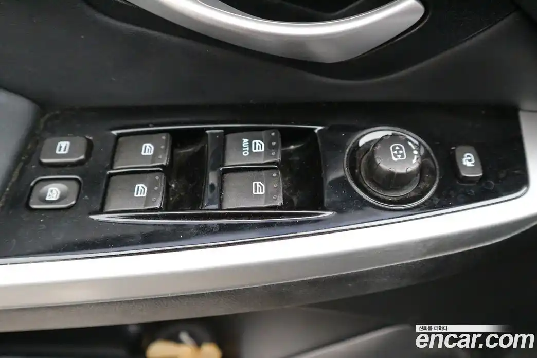 SsangYong Korando 2014 2.0 Автомат в Москве № 33073, фото 10