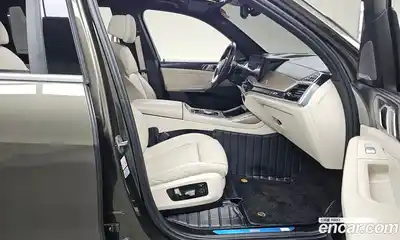 BMW X7 2023 3.0 Автомат в Москве № 331263, миниатюра 8