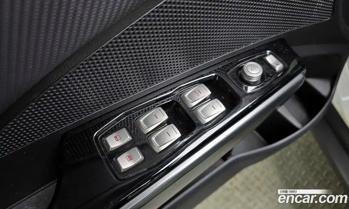 SsangYong TIBOLI 2019 1.6 Автомат в Москве № 34448, фото 3