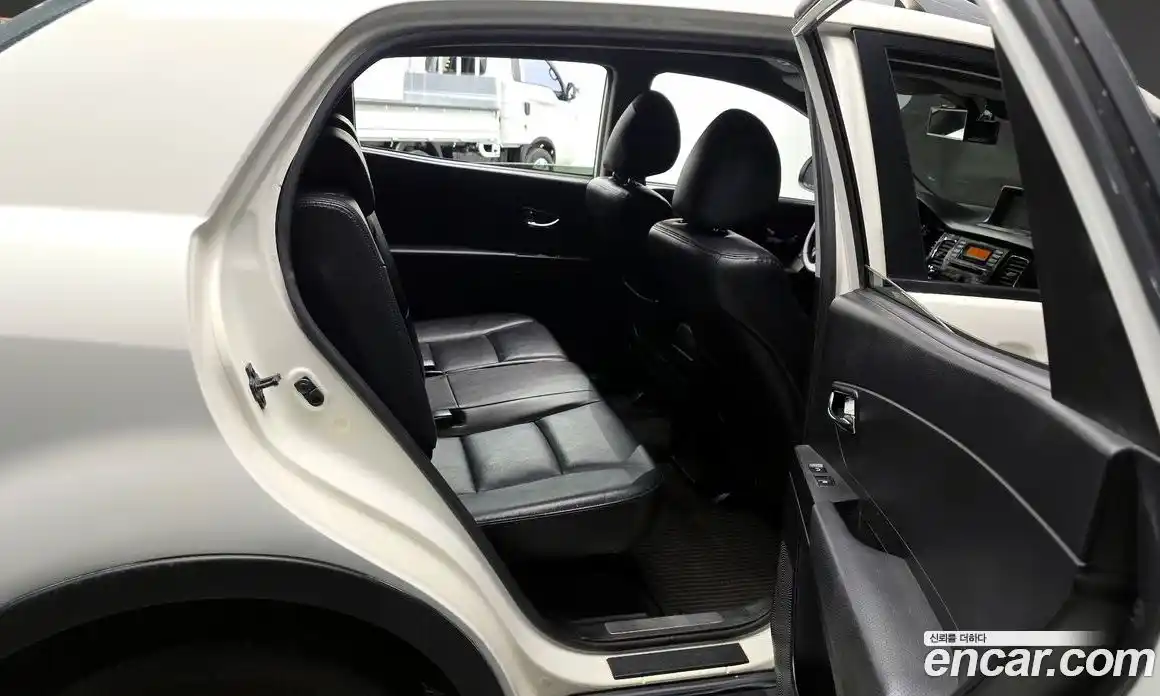 SsangYong Korando 2012 2.0 Автомат в Москве № 36146, фото 3