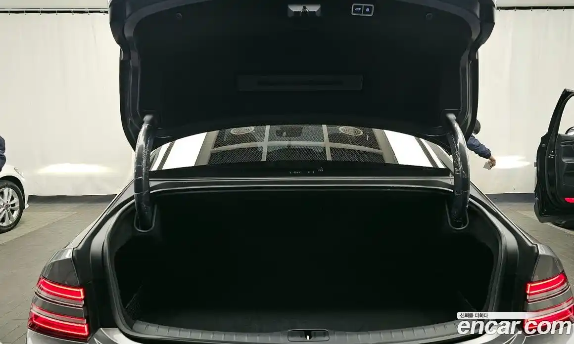 Genesis G80 2023 2.5 Автомат в Москве № 364998, фото 20