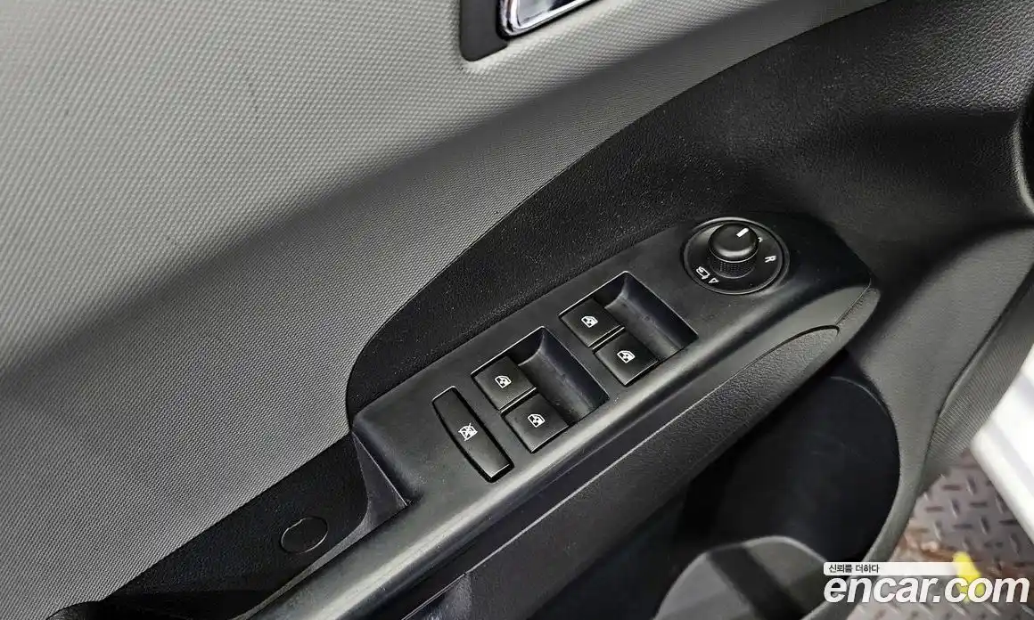 Chevrolet Aveo 2013 1.6 Автомат в Москве № 36705, фото 13