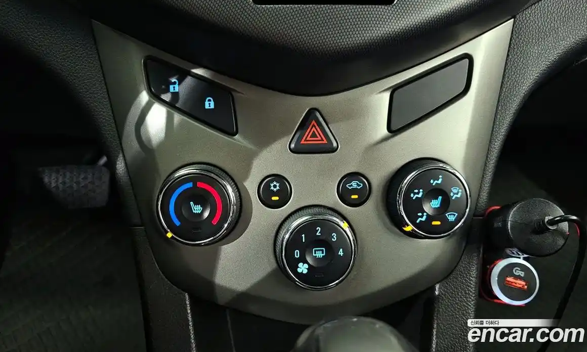 Chevrolet Aveo 2013 1.6 Автомат в Москве № 36705, фото 17