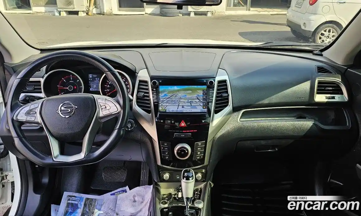 SsangYong TIBOLI 2016 1.6 Автомат в Москве № 368877, фото 9