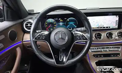 Mercedes-Benz E-Class 2023 2.0 Автомат в Москве № 371964, миниатюра 12