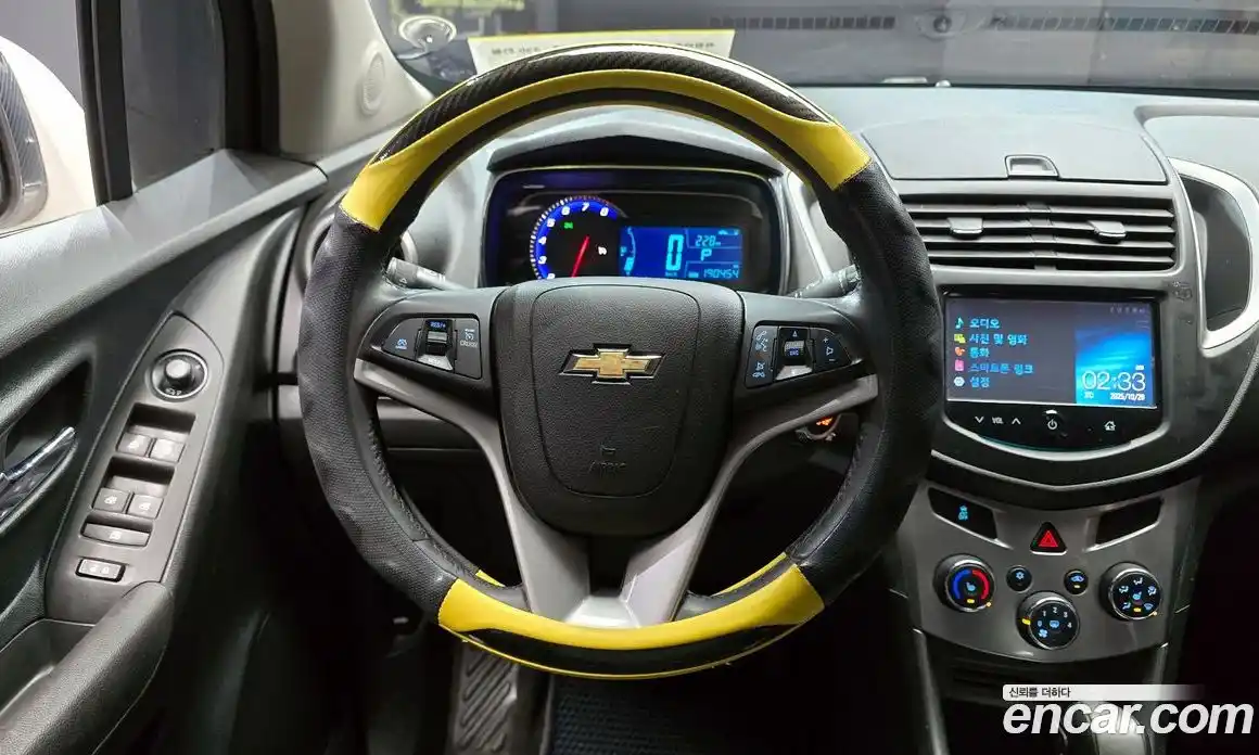 Chevrolet Trax 2014 1.4 Автомат в Москве № 37780, фото 20
