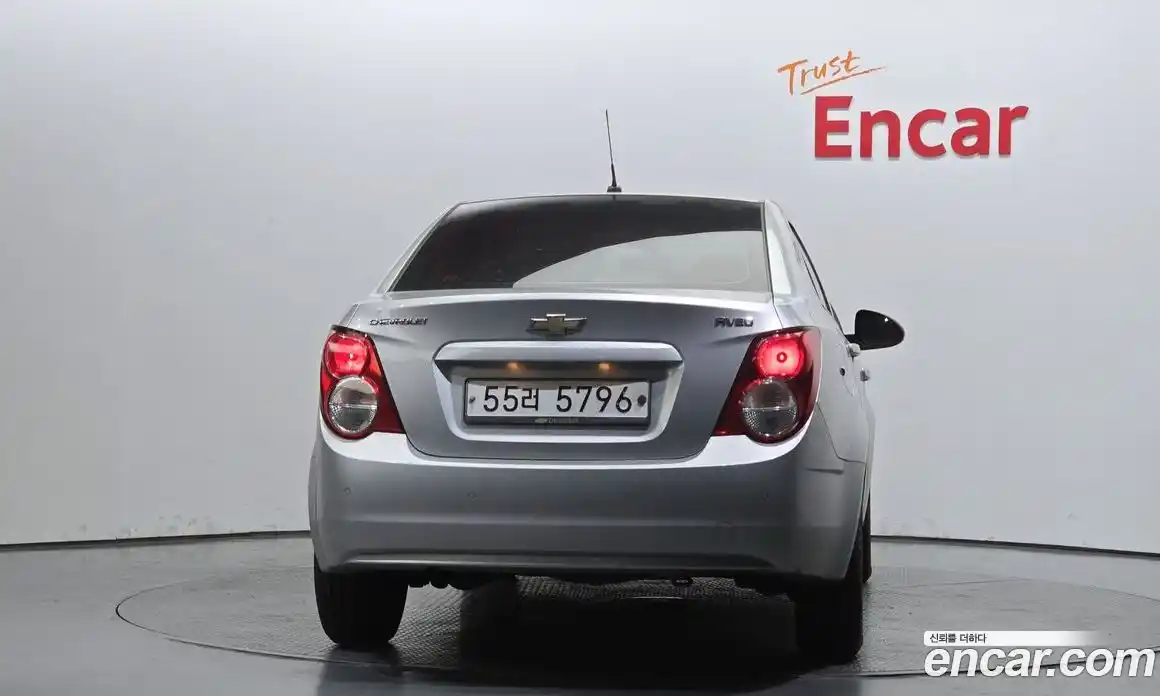 Chevrolet Aveo 2014 1.6 Автомат в Москве № 37787, фото 1