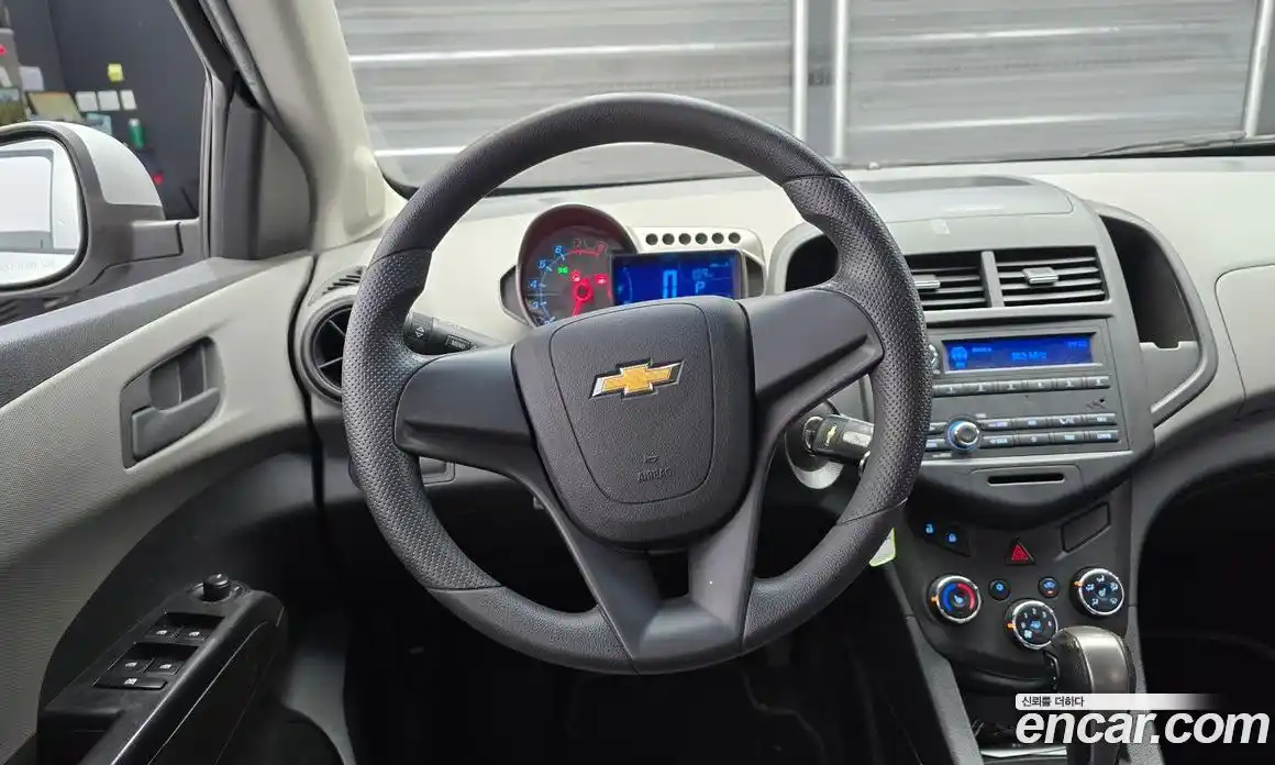 Chevrolet Aveo 2014 1.6 Автомат в Москве № 37787, фото 14