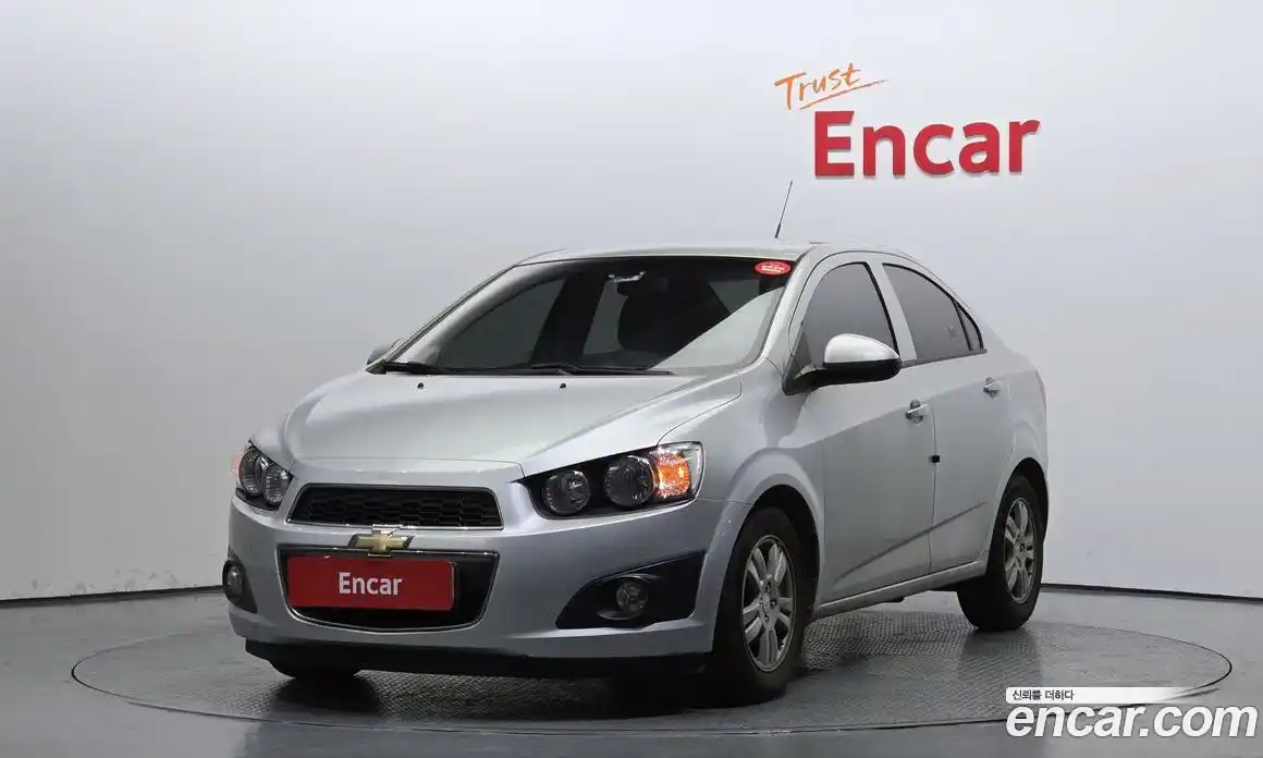 Chevrolet Aveo 2014 1.6 Автомат в Москве № 37787, фото 8