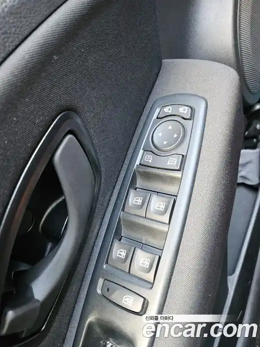 Renault SM3 2014 1.6 Вариатор в Москве № 383717, фото 12