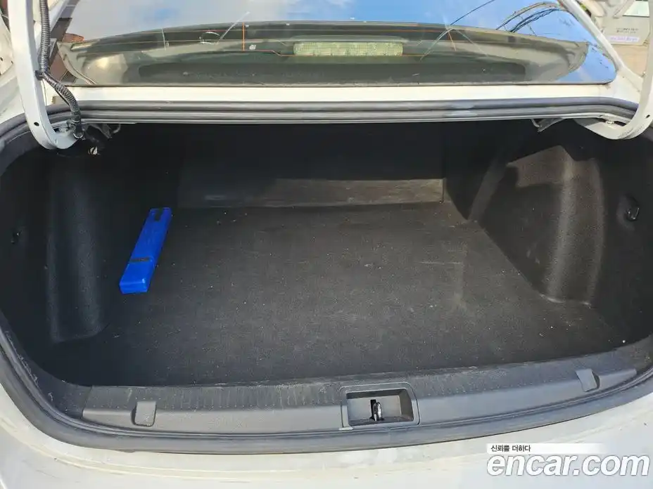 Renault SM3 2014 1.6 Вариатор в Москве № 383717, фото 17