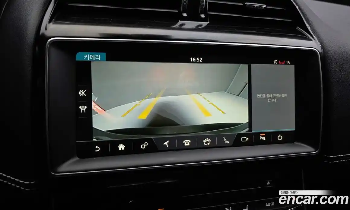 Jaguar XE 2019 2.0 Автомат в Москве № 385931, фото 14