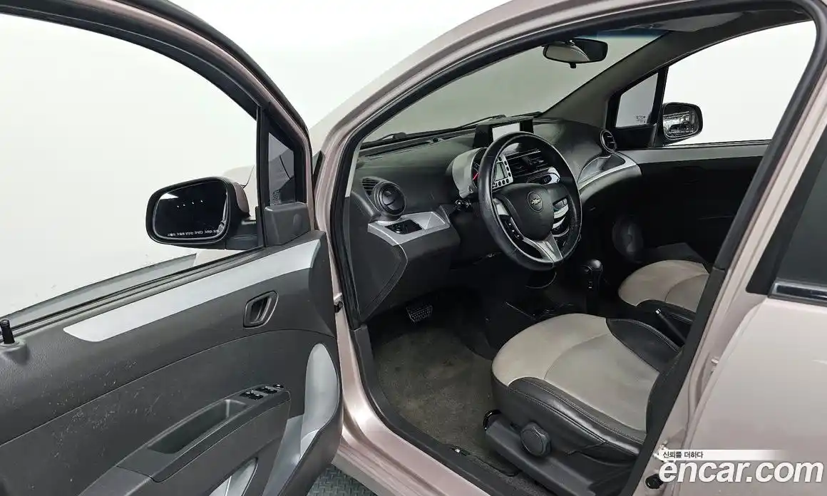 Chevrolet Spark 2012 1.0 Автомат в Москве № 40195, фото 13